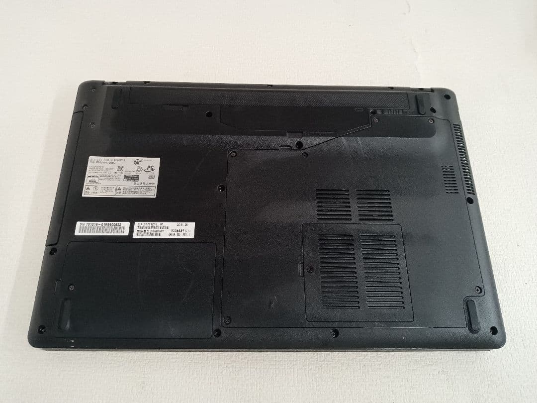 Ω 富士通 LIFEBOOK AH47/U ストレージ無　16GB