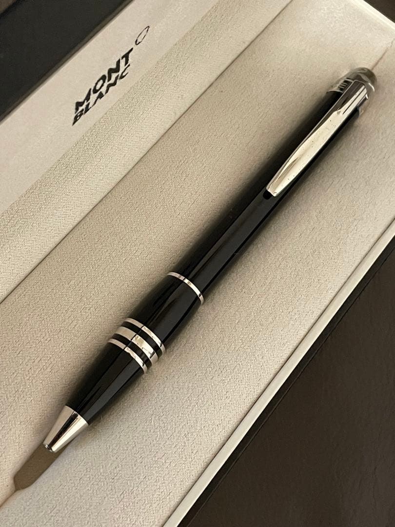◾️モンブラン◾️スターウォーカー◾️ボールペン◾️プラチナ◾️化粧箱付属◾️￼