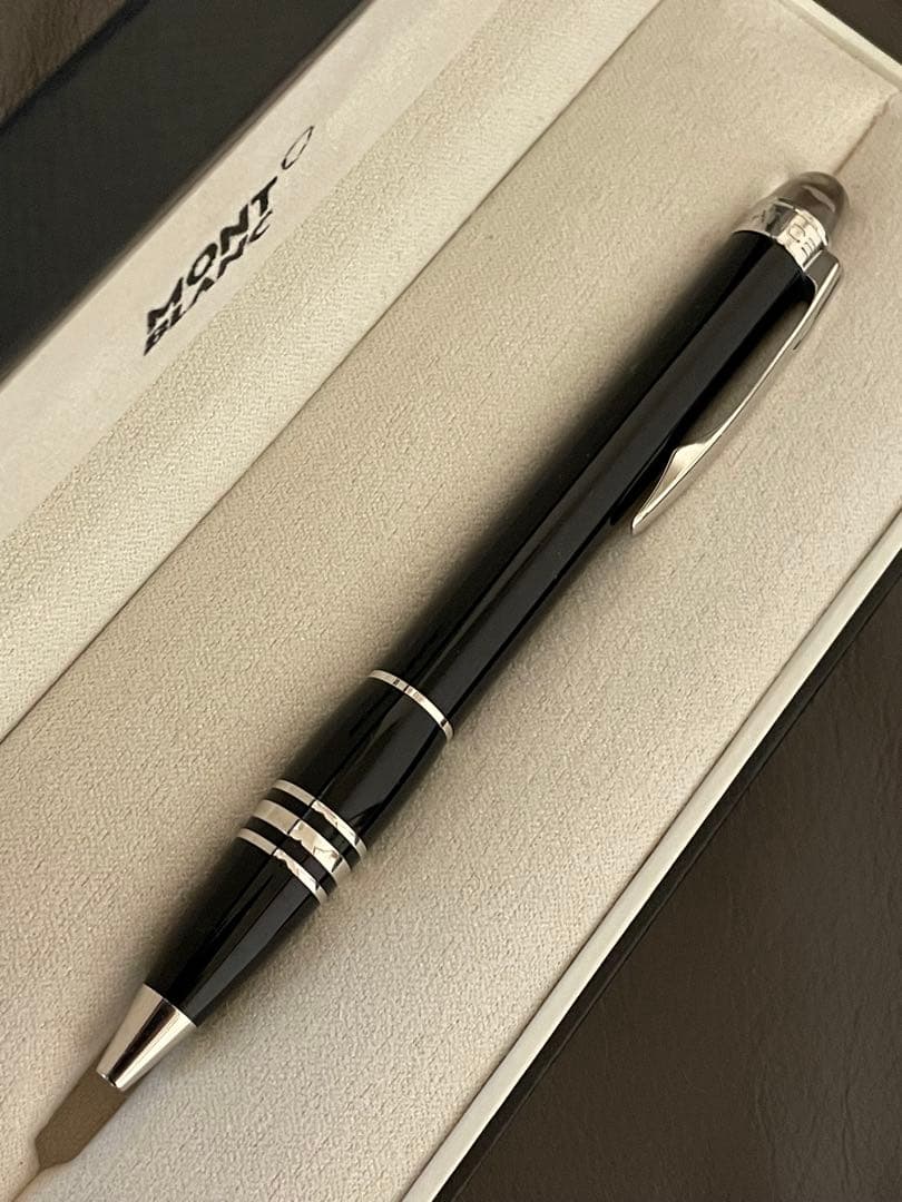 ◾️モンブラン◾️スターウォーカー◾️ボールペン◾️プラチナ◾️化粧箱付属◾️￼