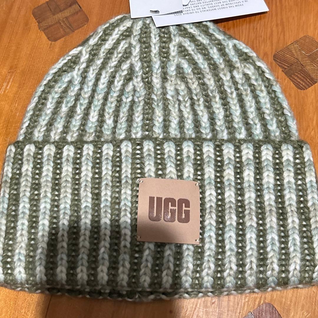 新品　UGG チャンキー スペース ダイ ビーニー　ニット帽　正規品