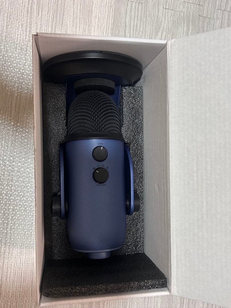 Blue Yeti USBコンデンサーマイク