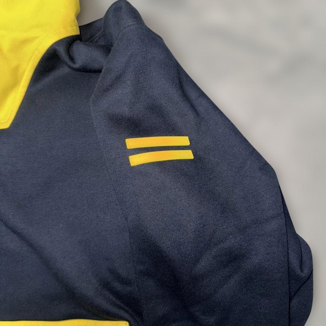 mutaMARINE パーカー