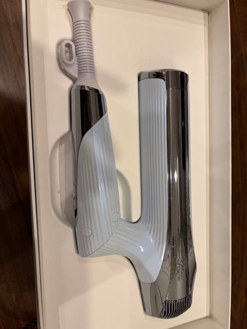 【新品未開封】リファ　ビューテック　ドライヤースマート ダブル　ホワイト