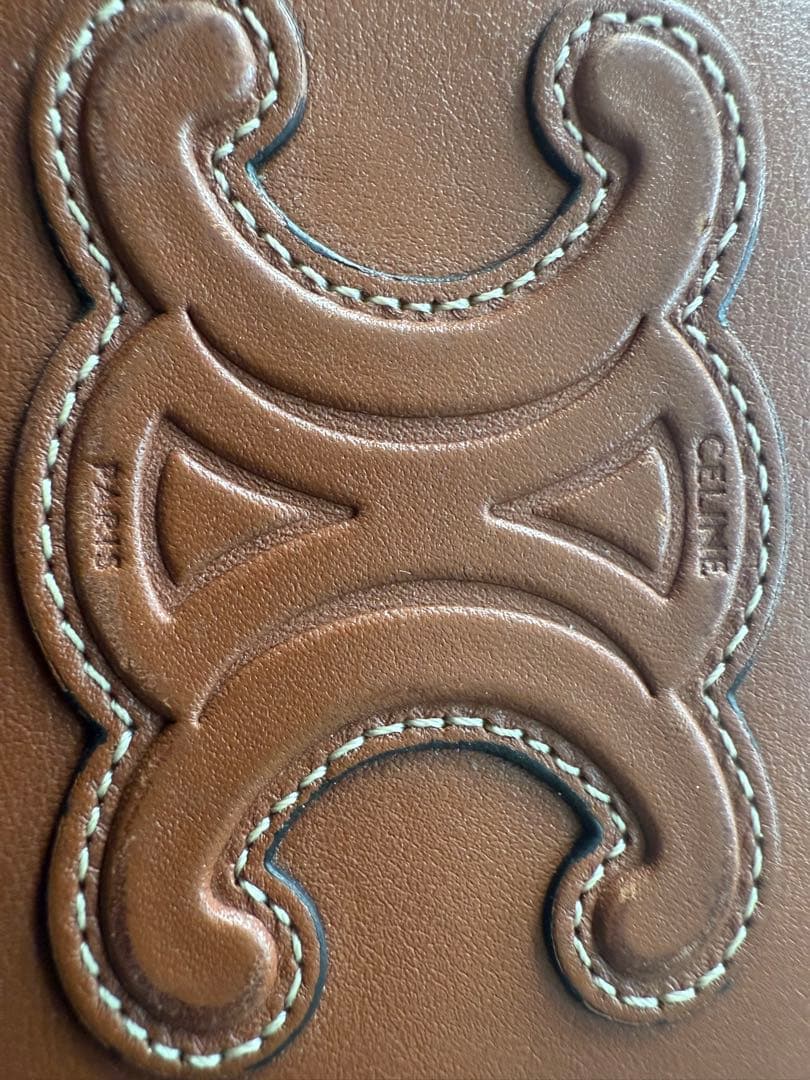 セリーヌ　キュイル トリオンフ コンパクトジップ