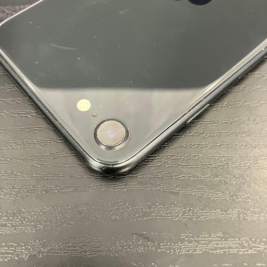 Apple iPhone SE2 64GB ブラック