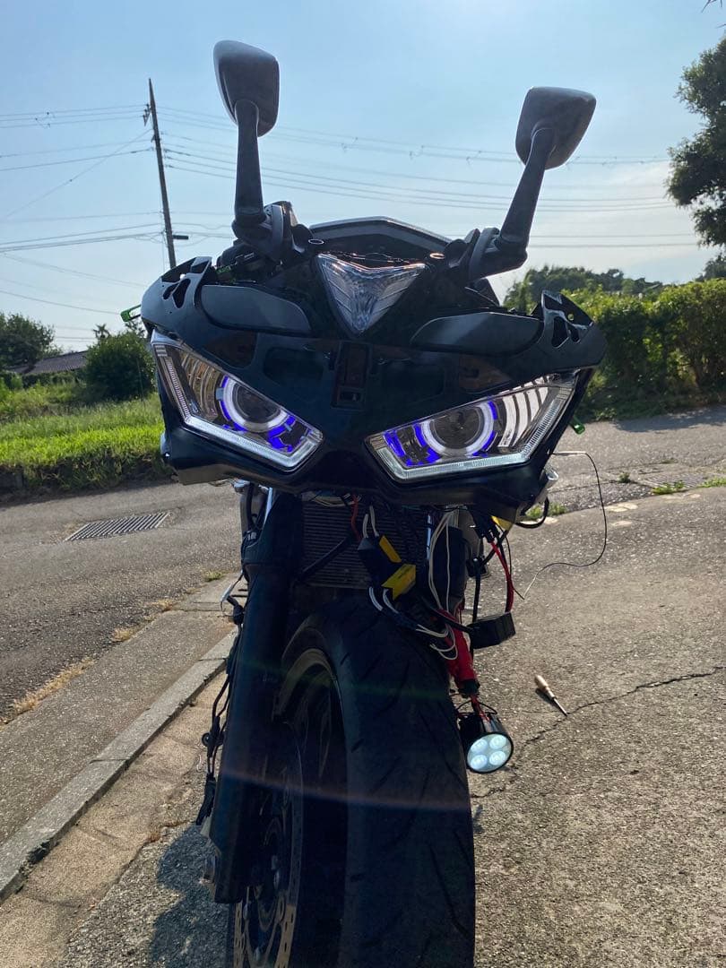 yzf-r25 r3 イカリングヘッドライト