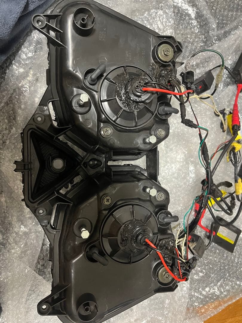 yzf-r25 r3 イカリングヘッドライト