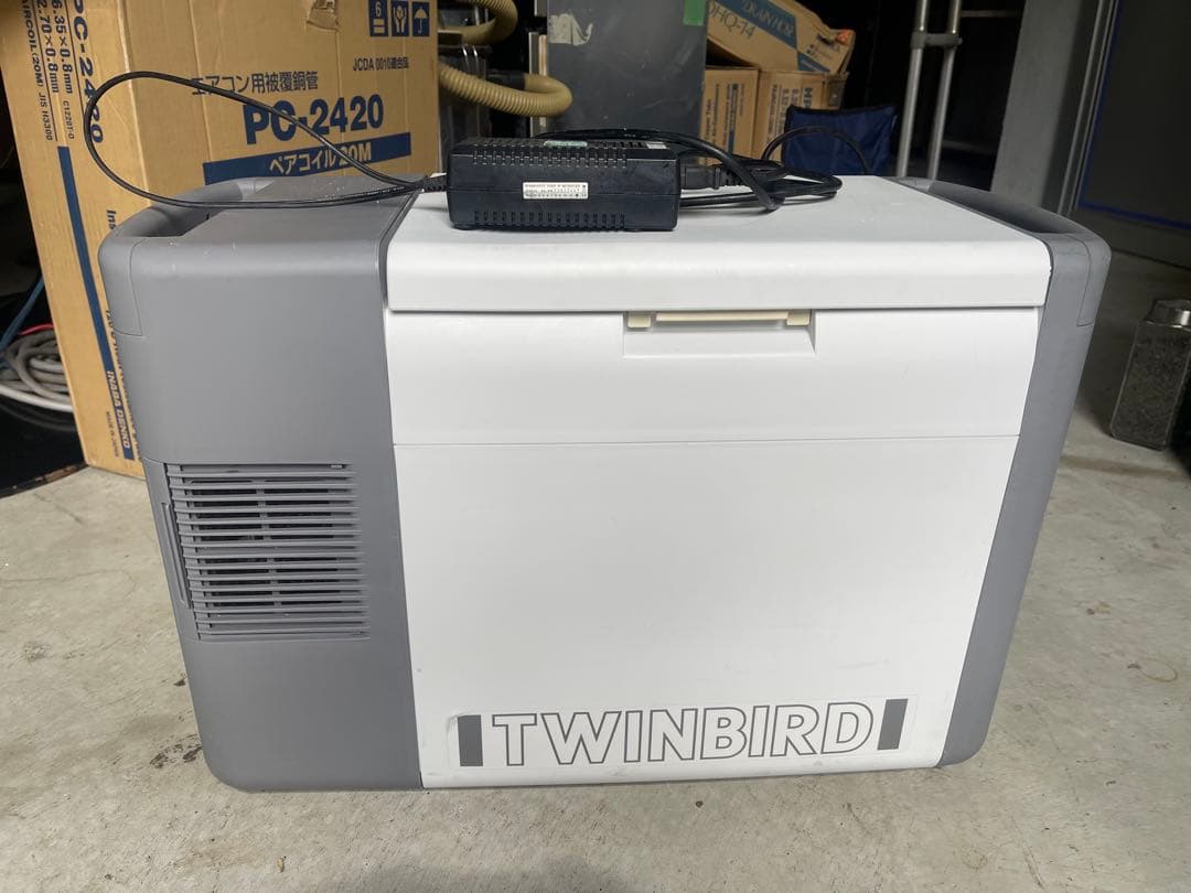 TWINBIRD 冷温庫 大容量 ホワイト/グレー