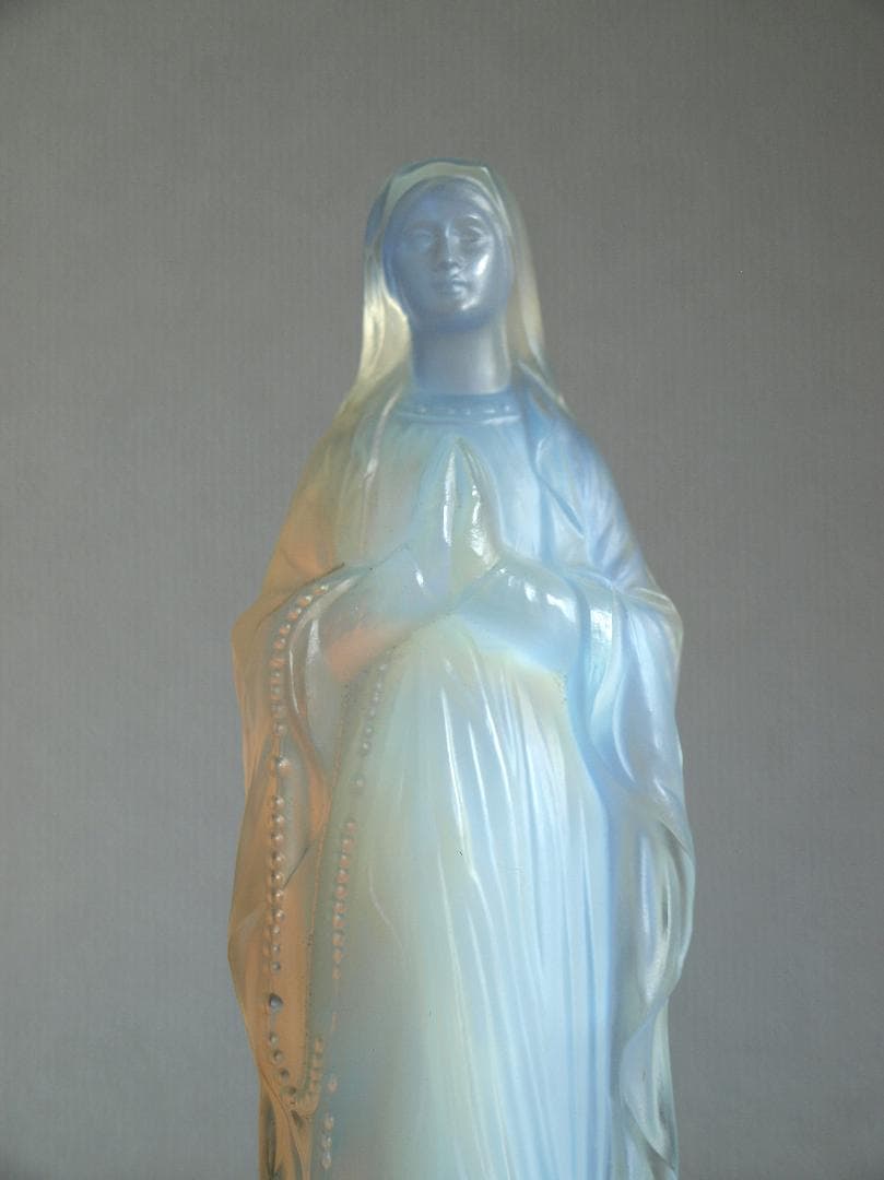 美しいオパールガラス ルルドの聖母像 フレンチ・アール・デコ 工藝/K073