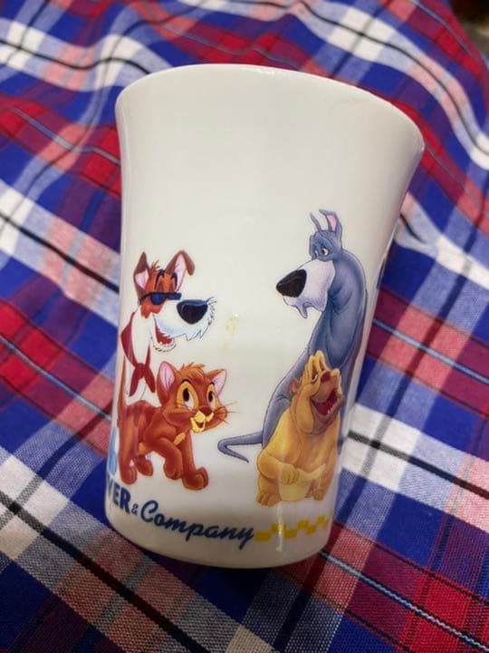 最終価格☆ディズニーOLIVER 陶器製コップ