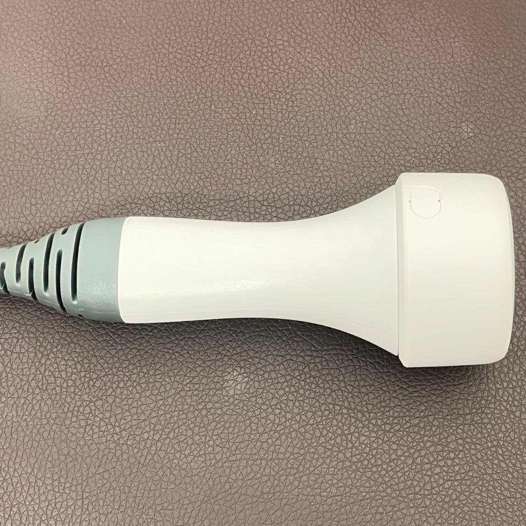 クワトロバーストキャビプレミア　プレミアム　痩身　フェイシャル