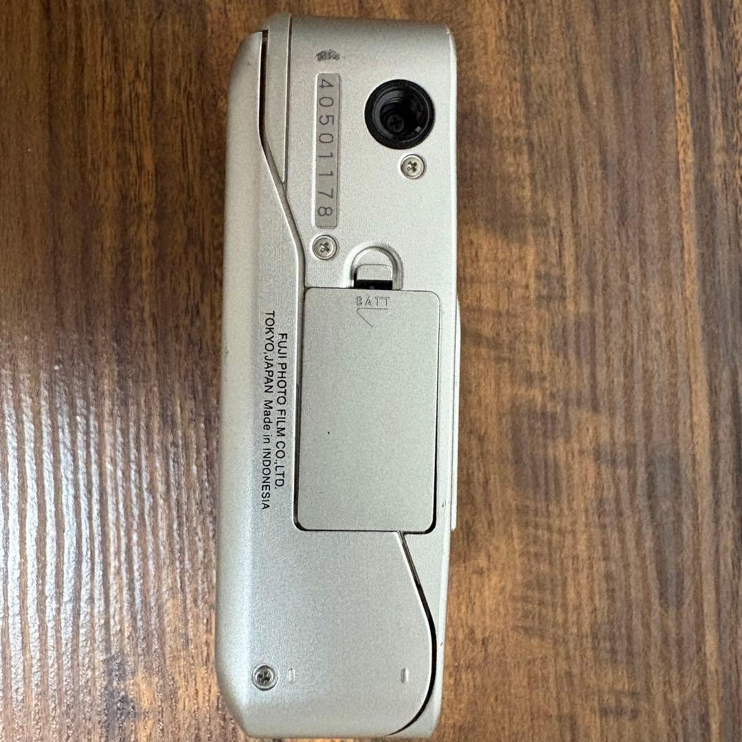 【訳あり】FUJIFILM TIARA Ⅱ コンパクトフィルムカメラ