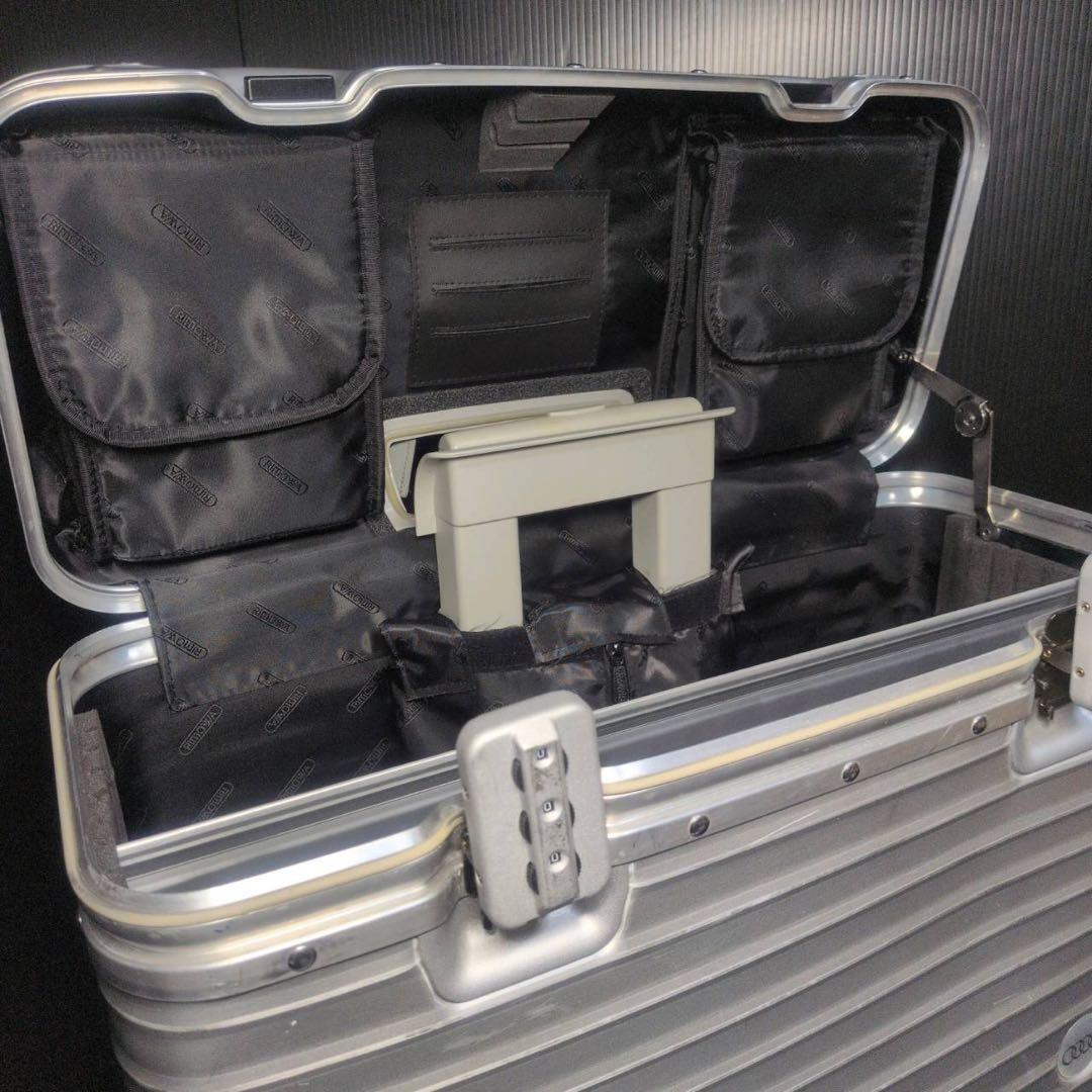 【激レア】Audi PIMOWA アウディ リモワ パイロット キャリーケース