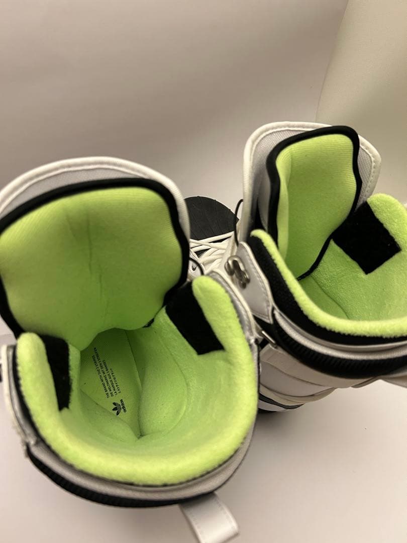 adidas スノーボードブーツ