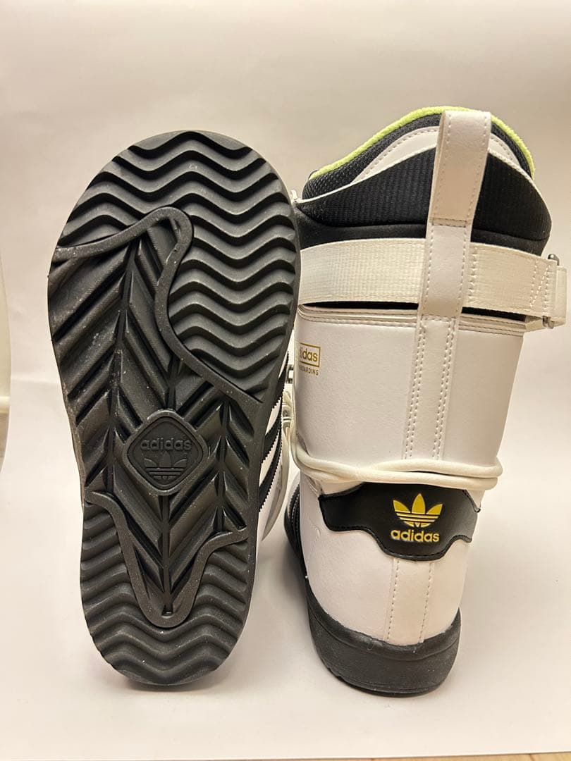 adidas スノーボードブーツ