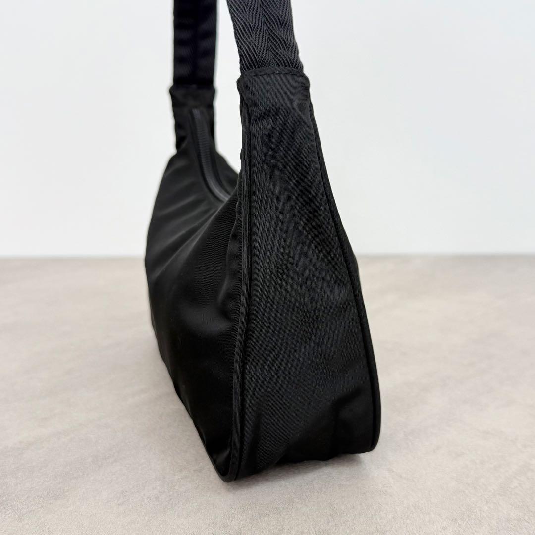 極美品 PRADA ハンドバッグ アクセサリーポーチ ナイロン 三角プレート