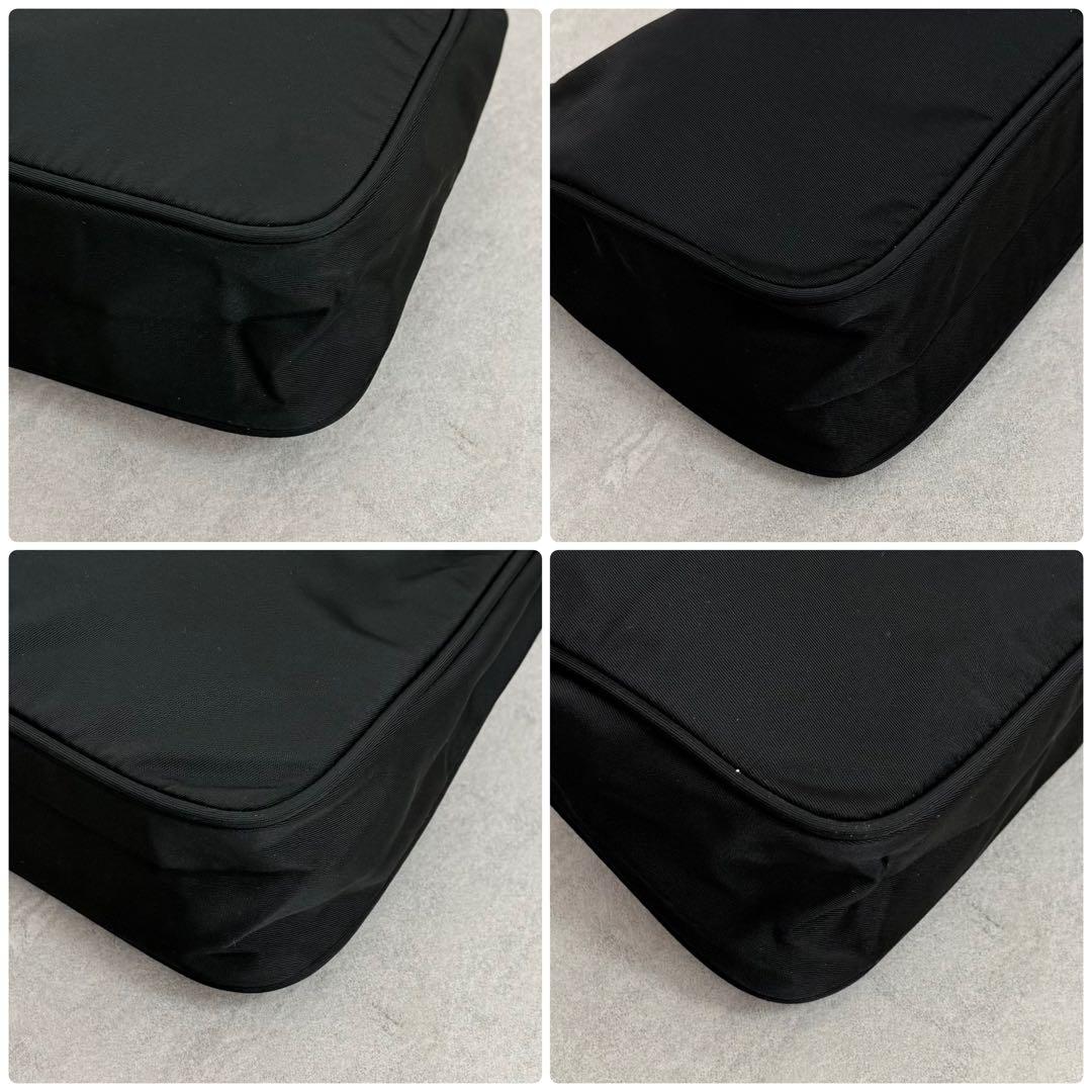 極美品 PRADA ハンドバッグ アクセサリーポーチ ナイロン 三角プレート