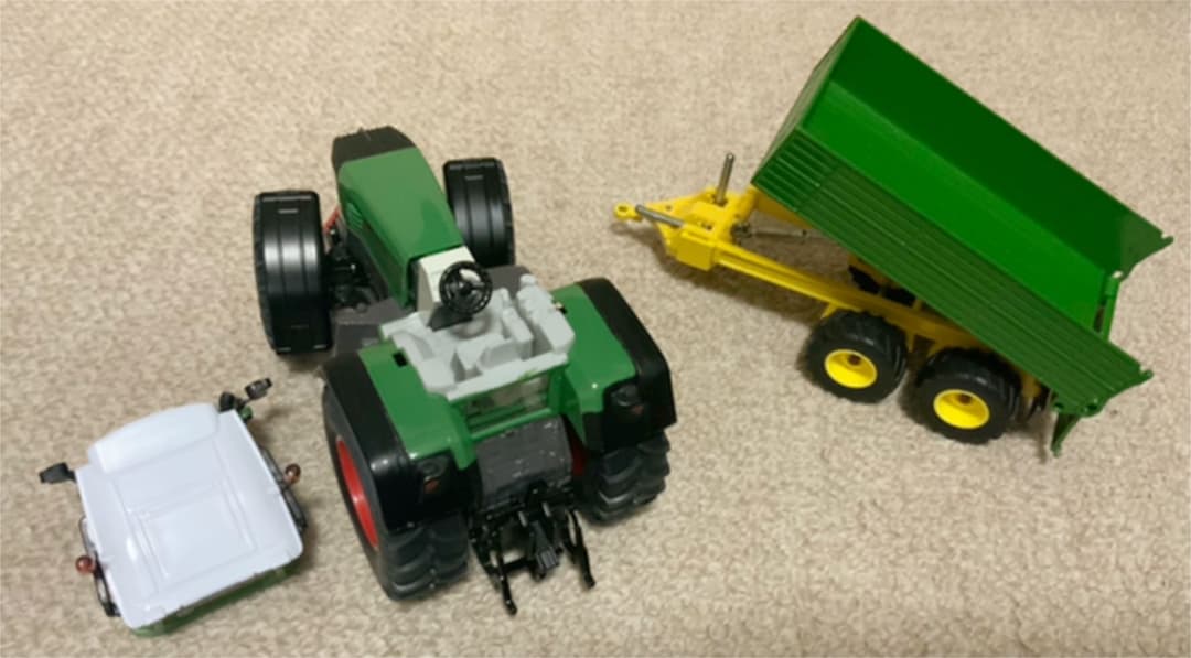 Siku トラクター＋トレーラーセット