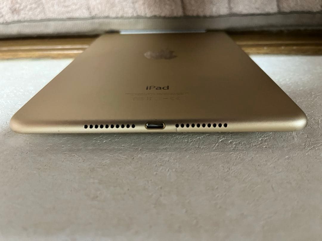 iPad本体 iPad mini 4 16GB