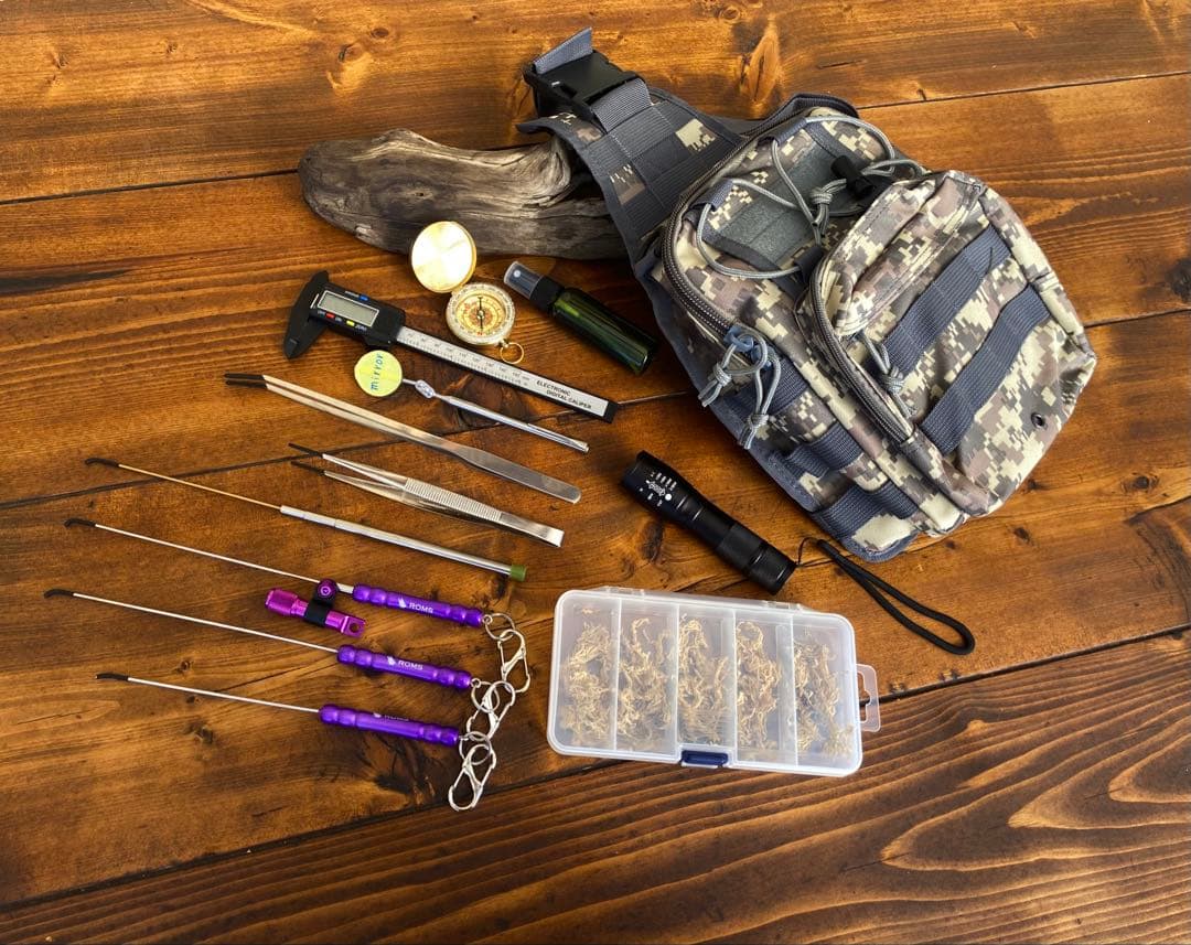 クワガタ採集セット　パープル　オリジナル掻き出し棒　デジタルノギス　採集ケース