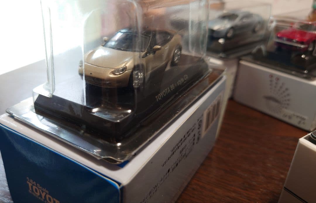 京商1/64 ベントレー ミニカー アストンマーティン、トヨタ86セット10台