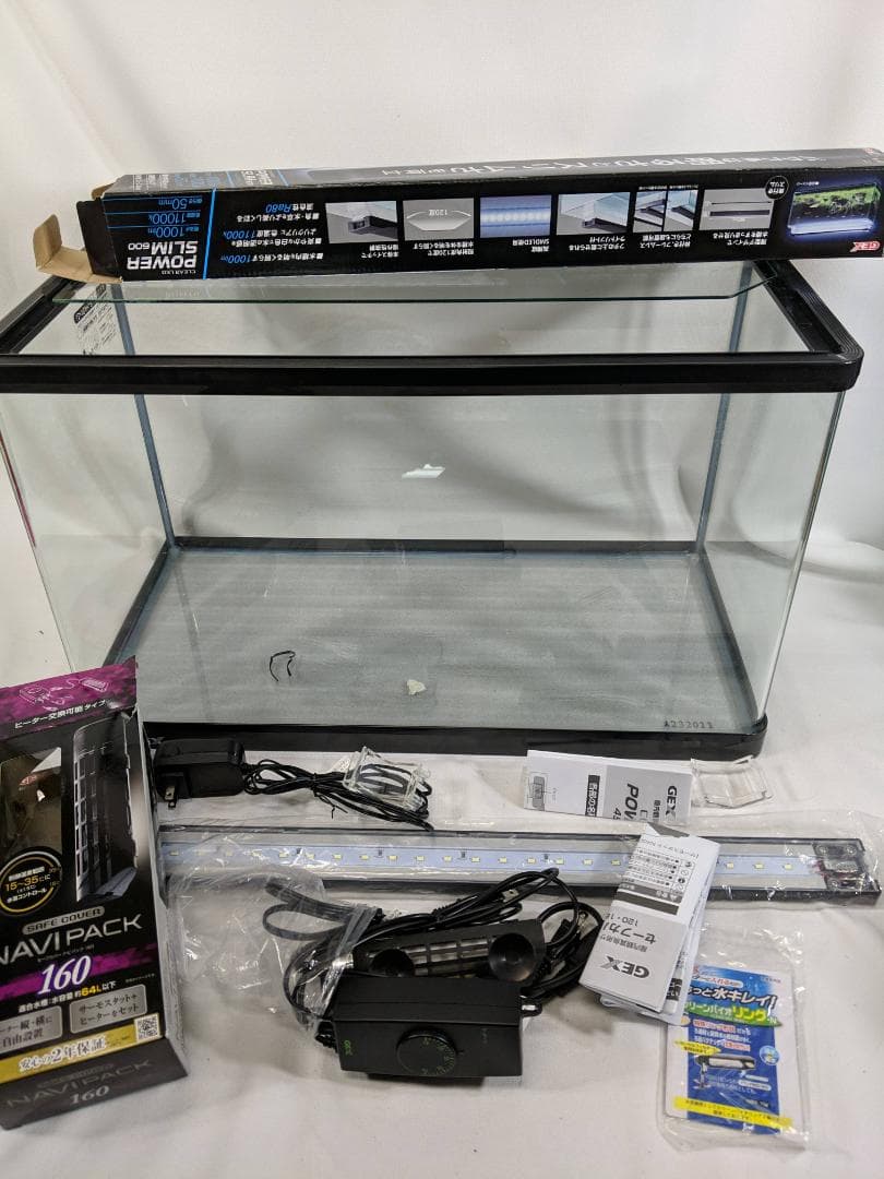 【新品】60cm曲面水槽GEX POWER SLIM 照明&ヒーターのセット