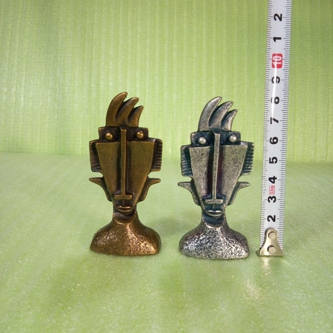 アンティーク調な絵画みたいな置物　フォトスタンド　ペーパーウェイト　2個セット