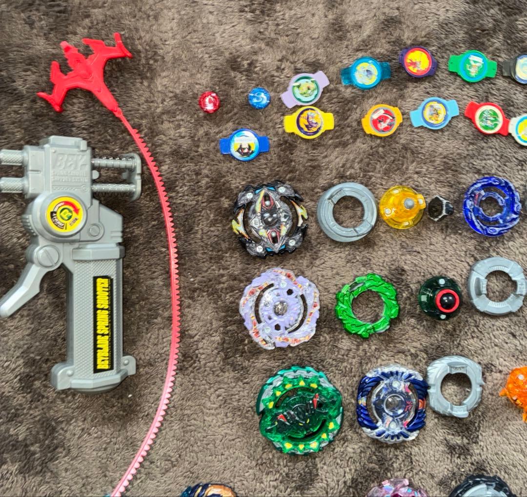 【希少品、レアベイ多数】ベイブレードまとめ売り(別で出品していたものを追加)