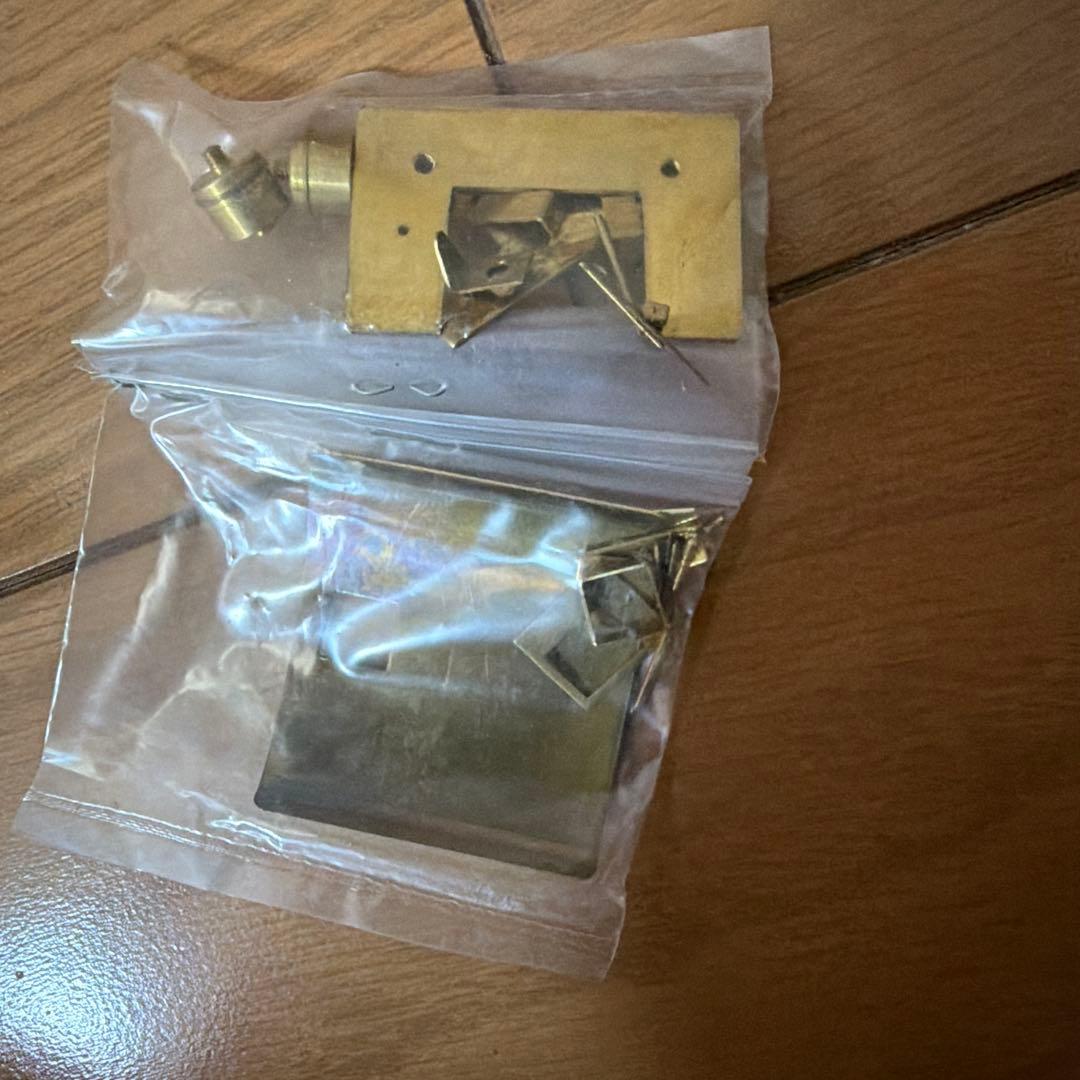 ナ*ナ様 珊瑚模型　9750 未完成品　ジャンク