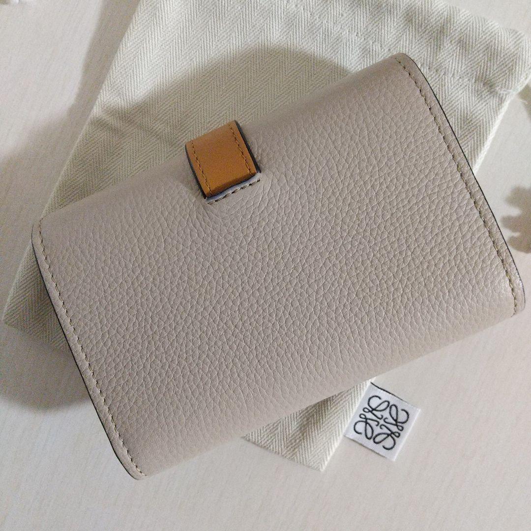LOEWE バーティカルウォレット 折り財布