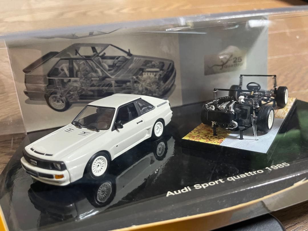 アウディ純正　クワトロスポーツ　メカニカルセット品