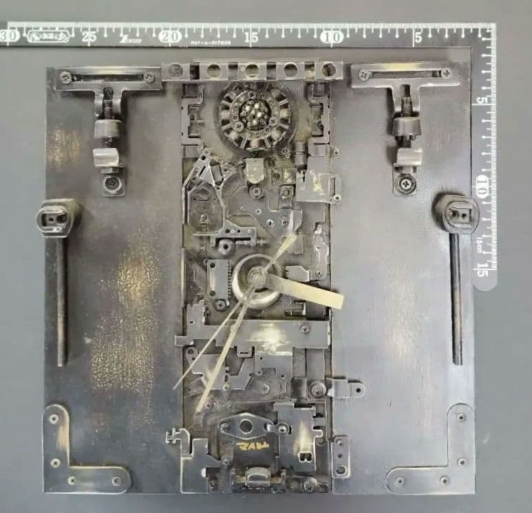 機械的時計内部構造アート　Ｔ01