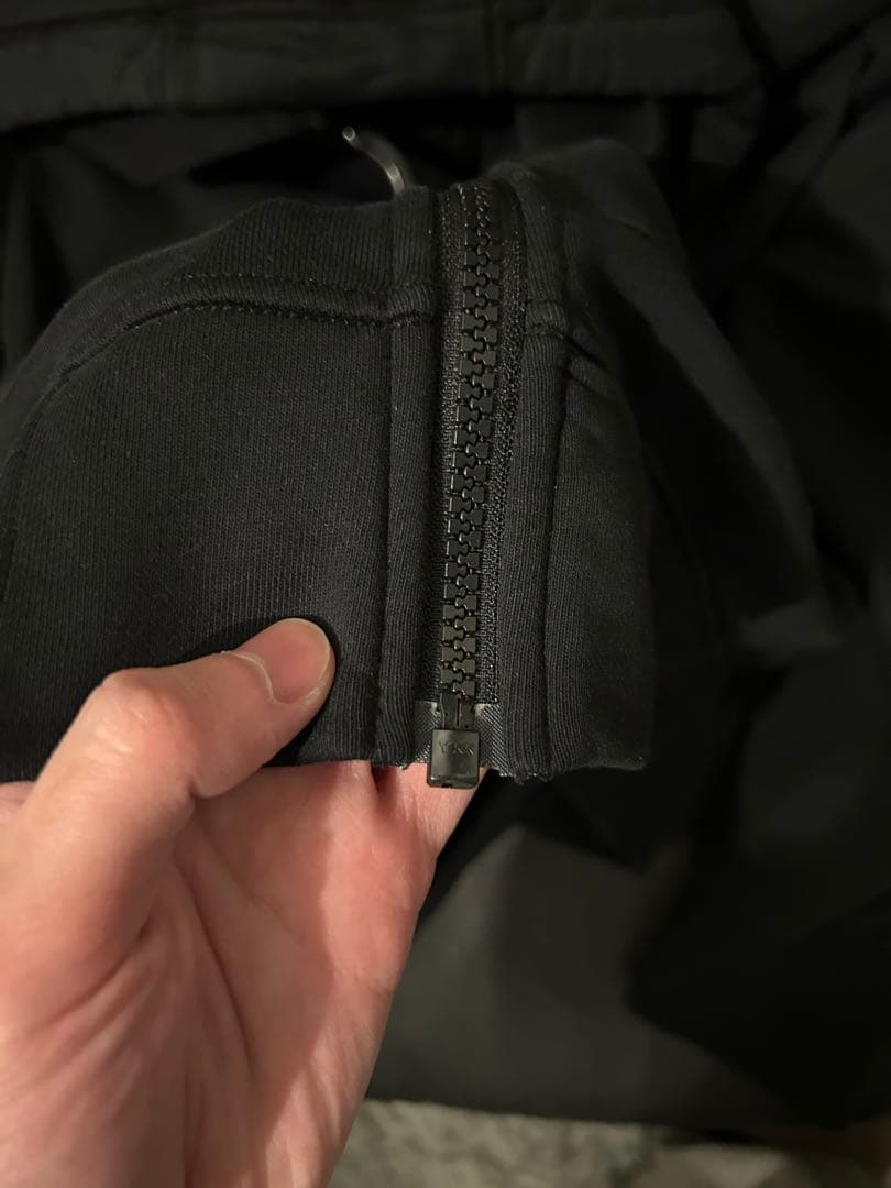 Stone  ブラック フルジップ パーカーL