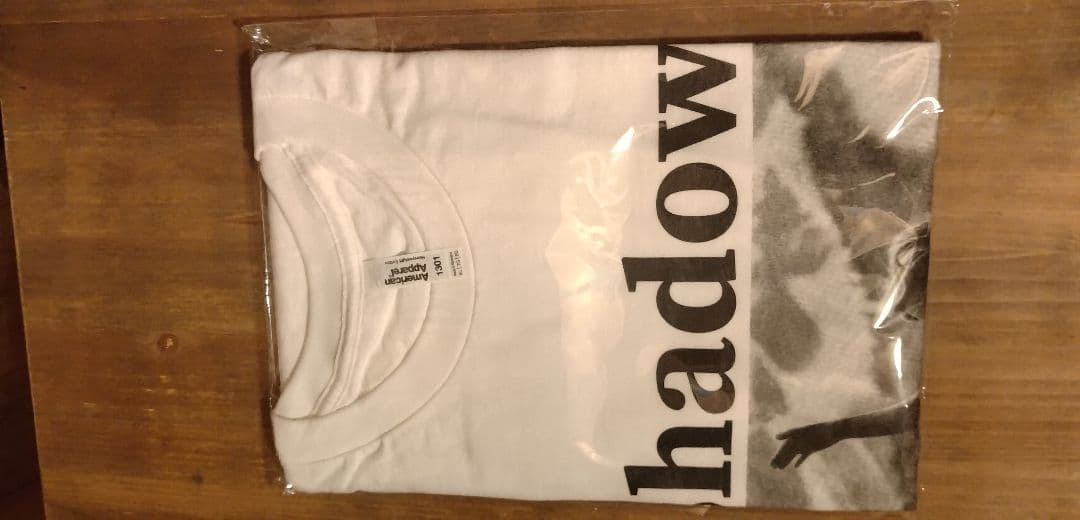 ホワイト Tシャツ shadows サイズXL