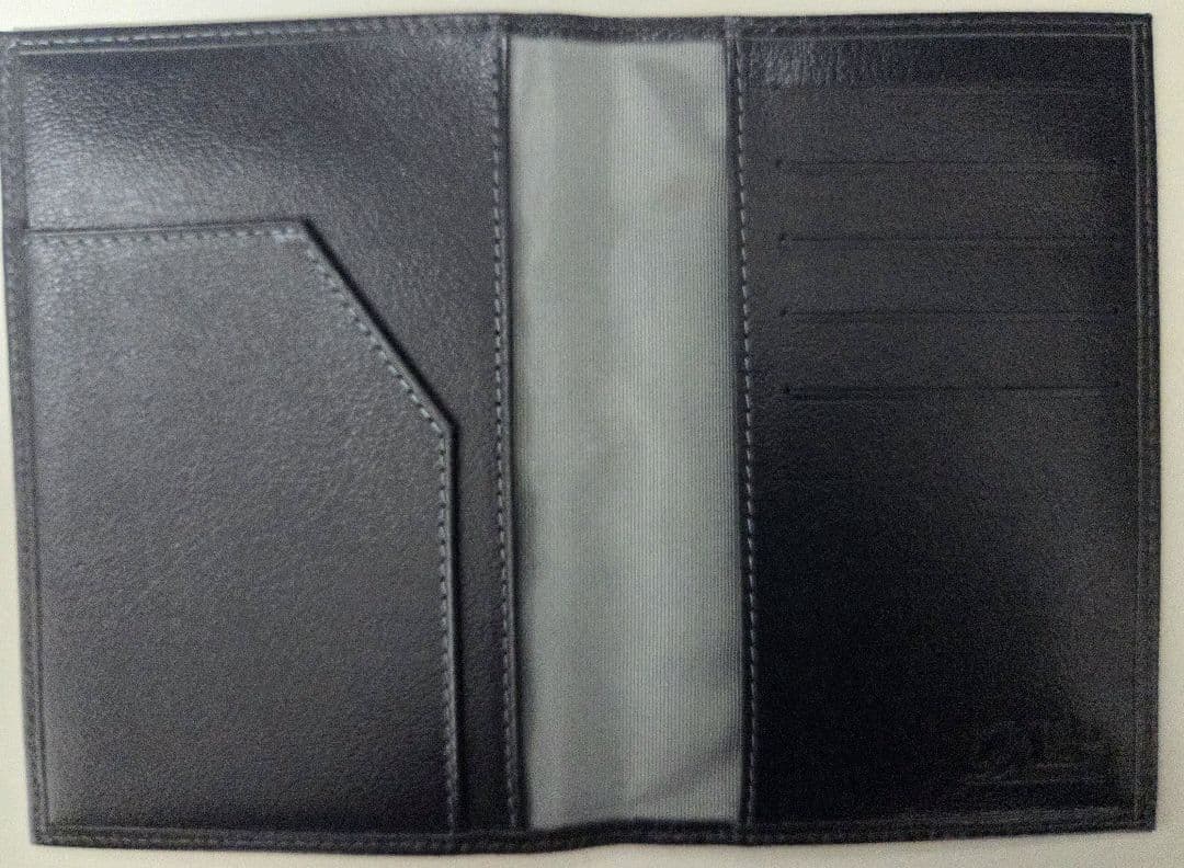 【非売品】ANA ダイヤモンドステータスロゴ入り パスポートケース