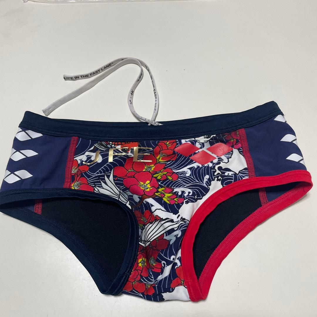 アリーナ 競泳練習用水着