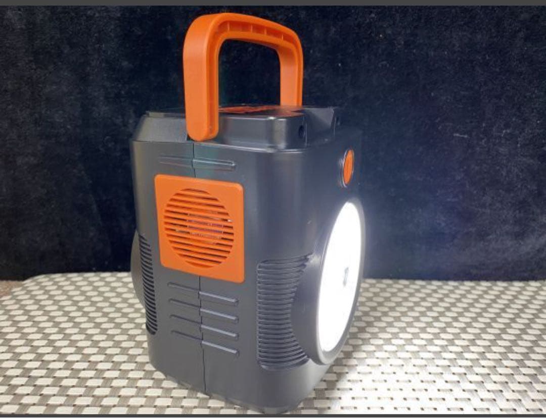 美品 簡単ポータブル電源ソーラーパネルセット EPB-120SS クマザキエイム