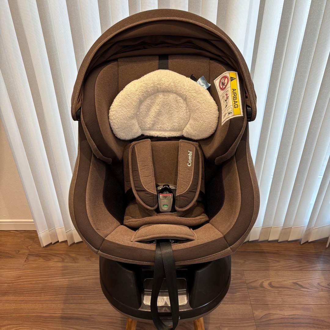 【Combi】クルムーヴスマート 新生児可