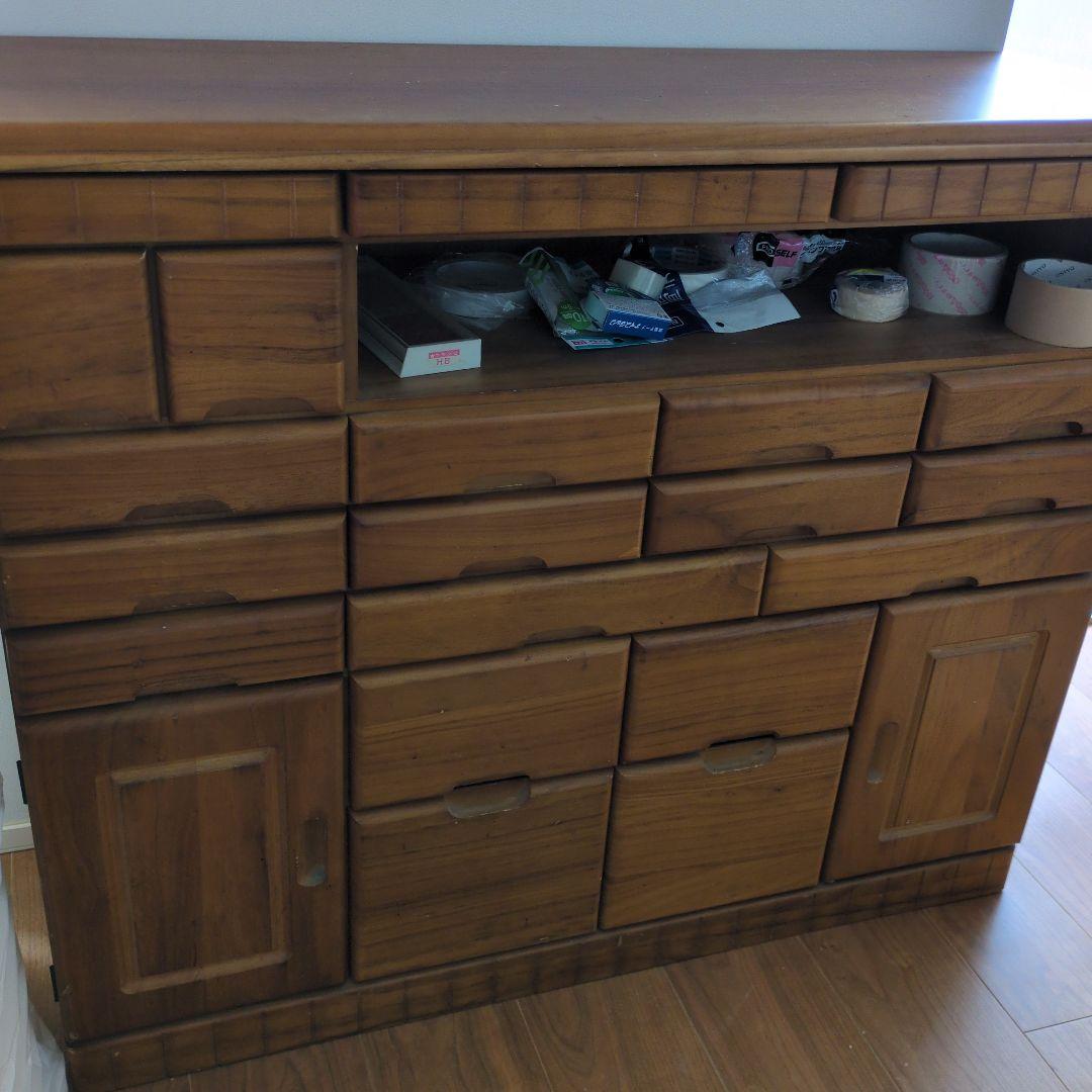 木製キャビネット 引き出し多数 中型