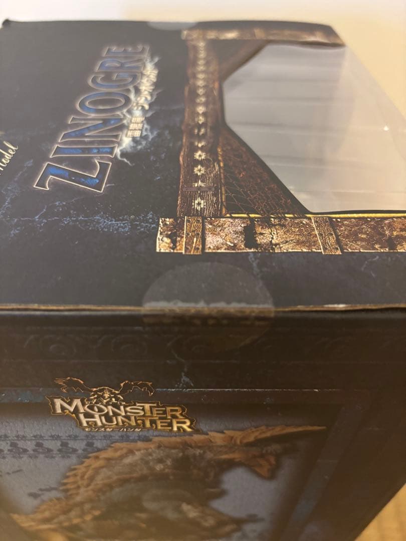 未開封品　ジンオウガ亜種　CFBクリエイターズモデル モンスターハンタ