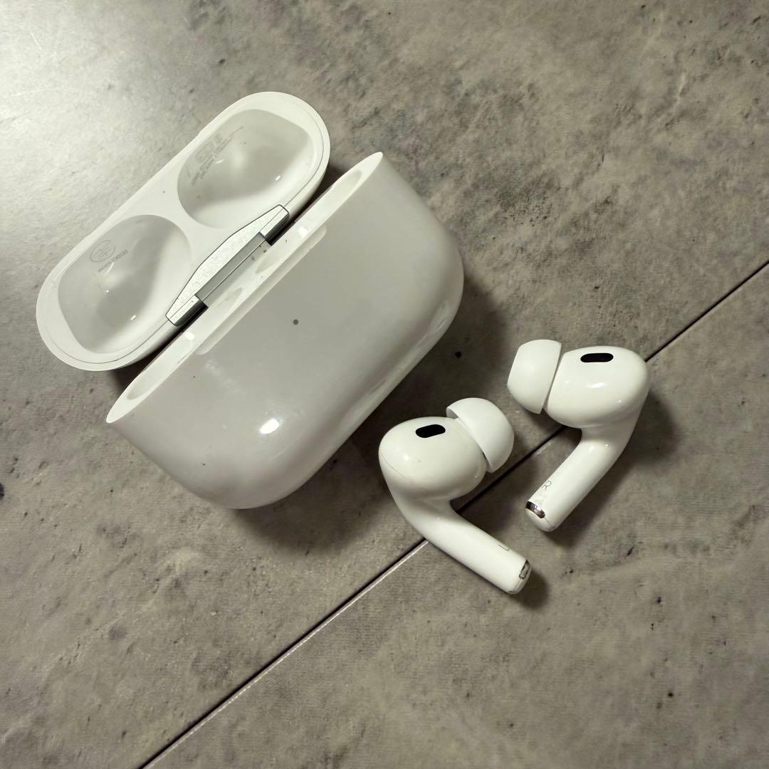 Apple AirPodspro2 本体 充電ケース付き