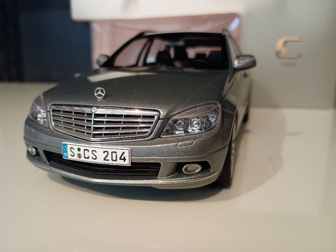 メルセデス特注 オートアート メルセデス ベンツ Cクラス ワゴン 1/18