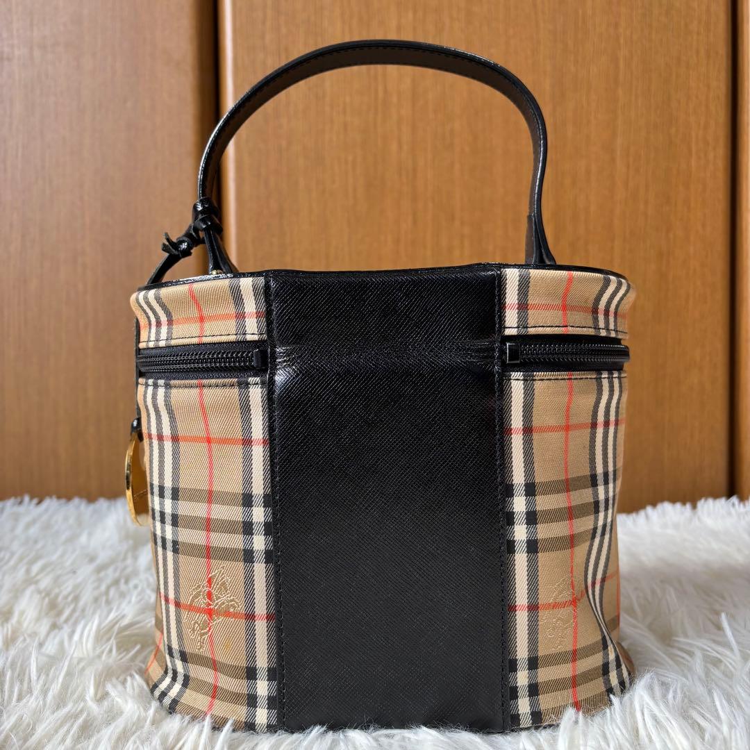 ✨️美品 バーバリー バニティ ポーチ ノバチェック シャドーホース ロゴ