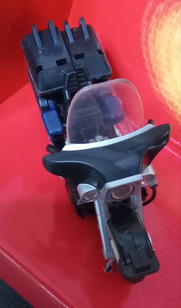 【最終値下げ】タカラ　トランスフォーマー　サイドウェイズvsアクサー