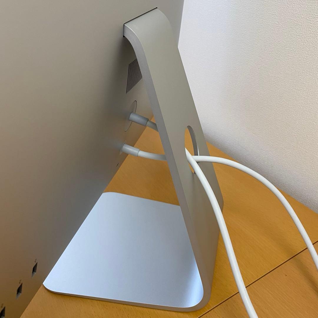 Apple LED Cinema Display 27インチ