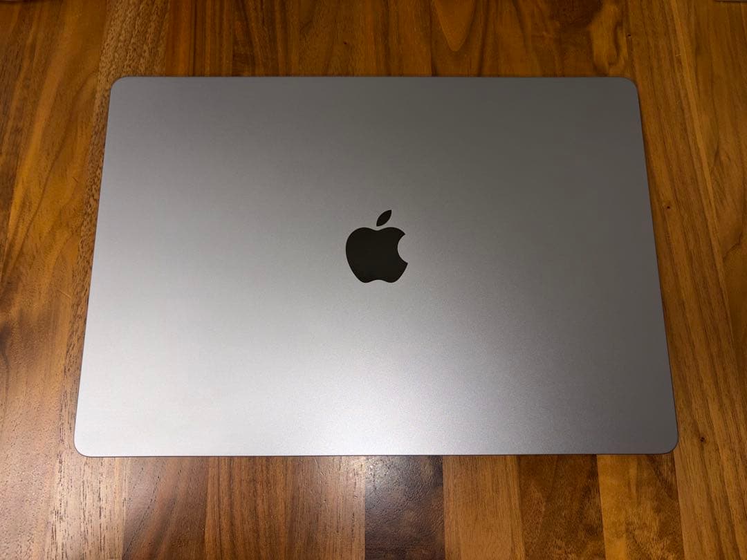 Apple MacBook air スペースグレー 15インチ　M2