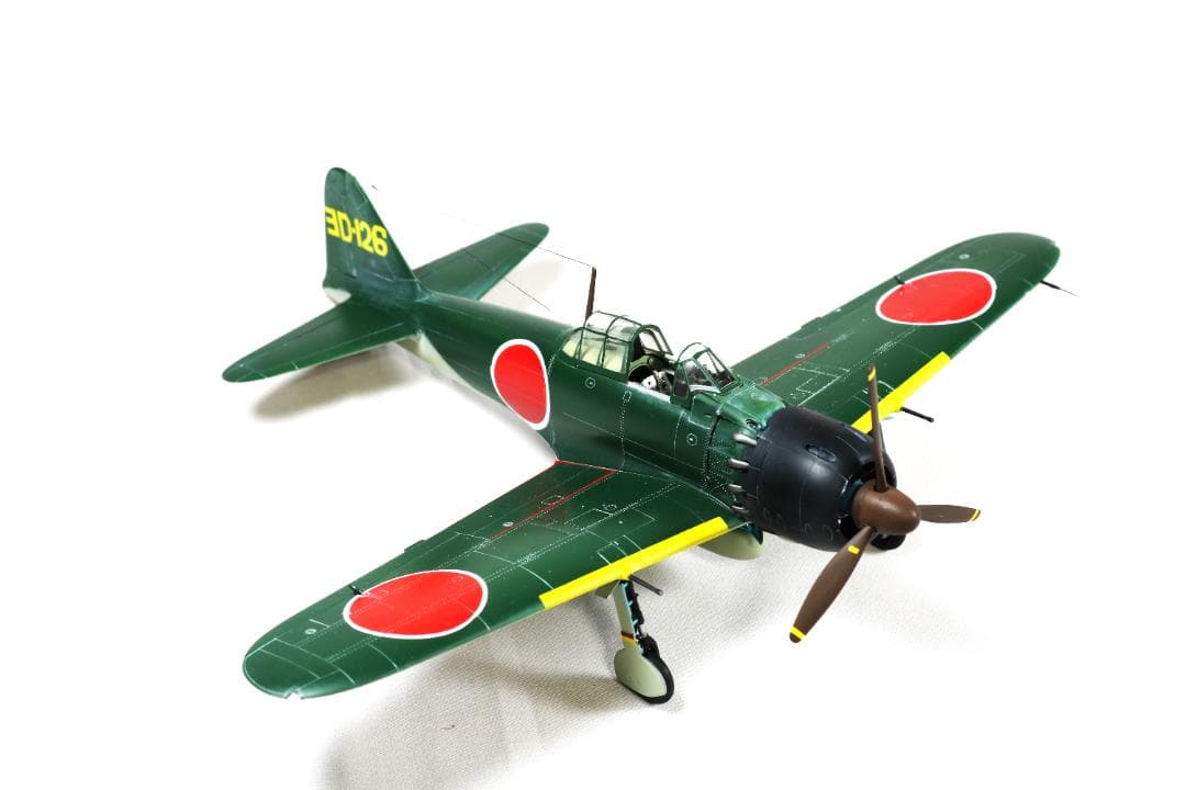 タミヤ　1/48　零戦五二型　　プラモデル完成品