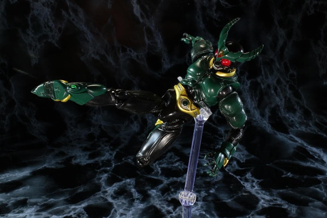 未使用 S.H.フィギュアーツ 仮面ライダーギルス &ギルスレイダー