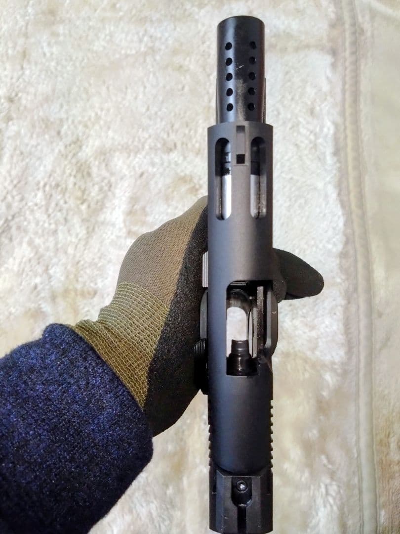 【中古美品】 東京マルイ V10 ウルトラコンパクト　ブラックモデル　ガスガン