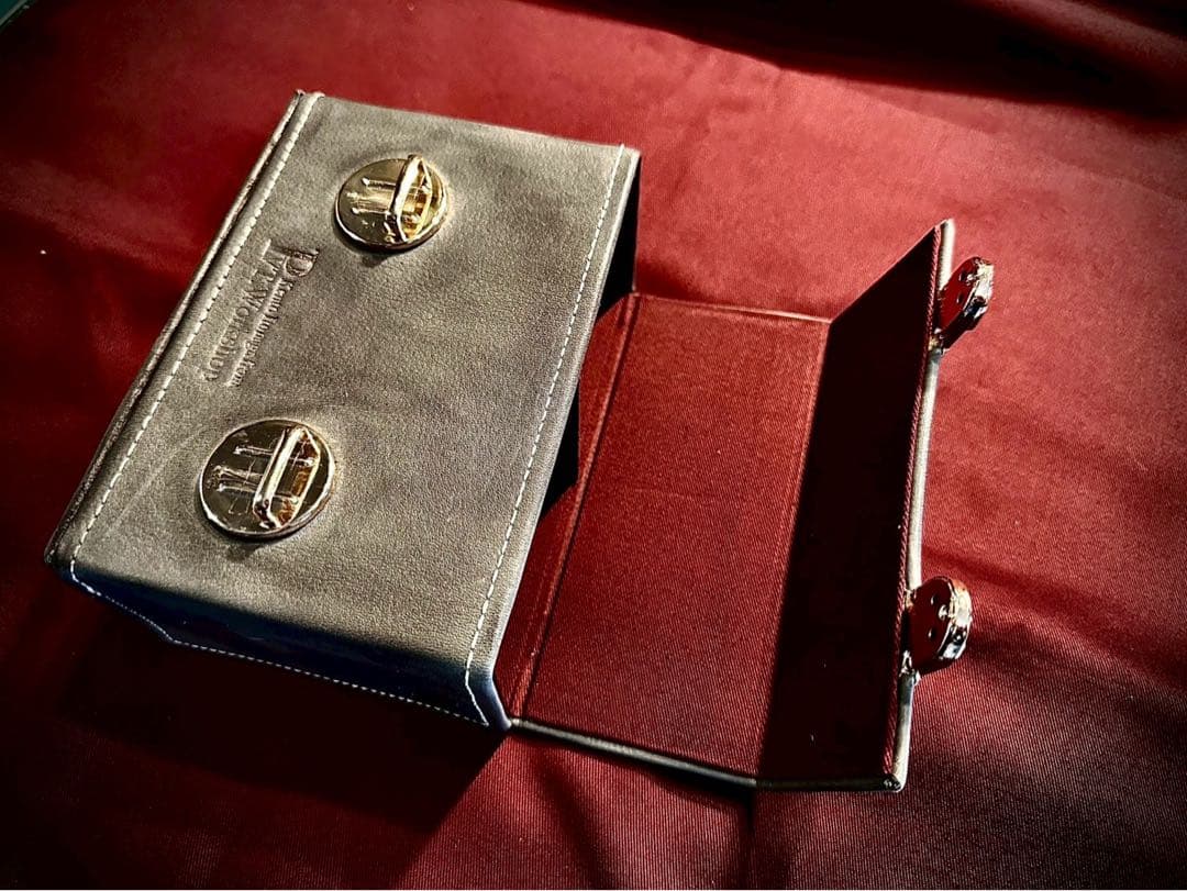 Pvt.Workshop 選定革　本革　デッキケース